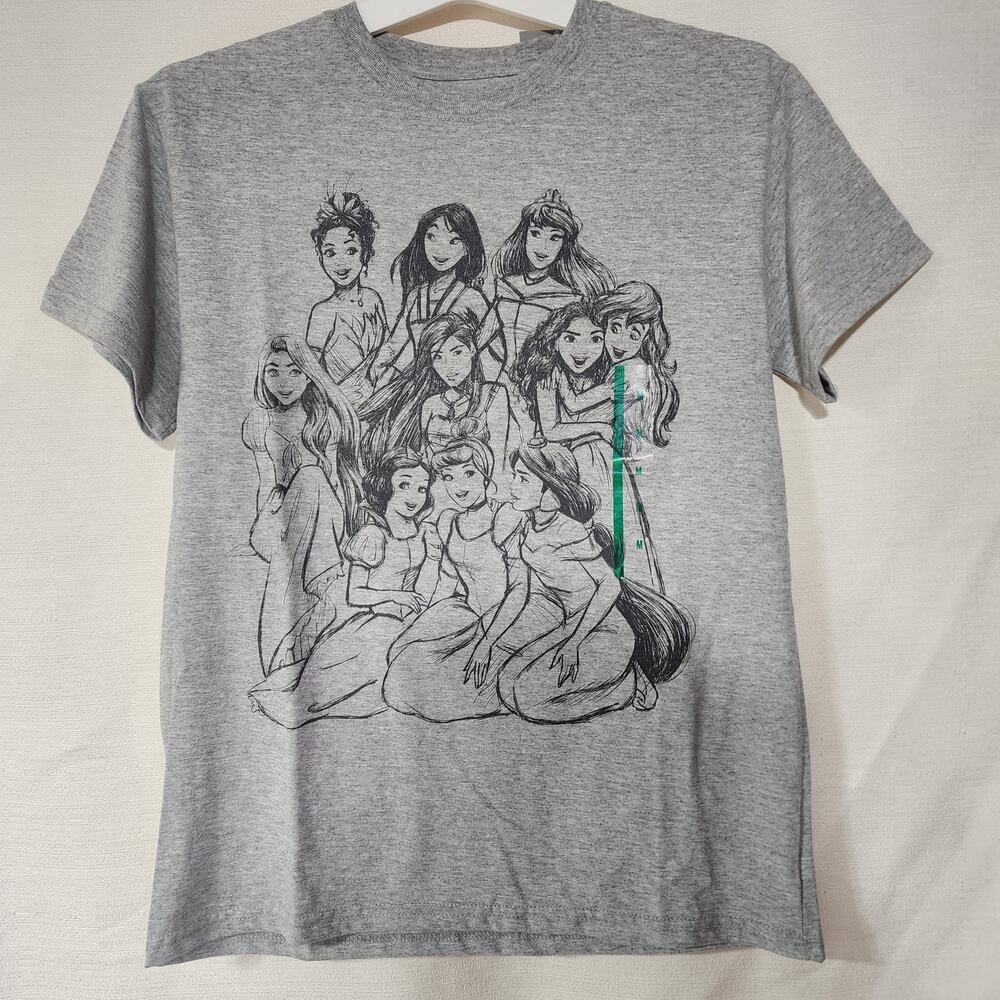 Disney Princesses women's t-shirt size medium